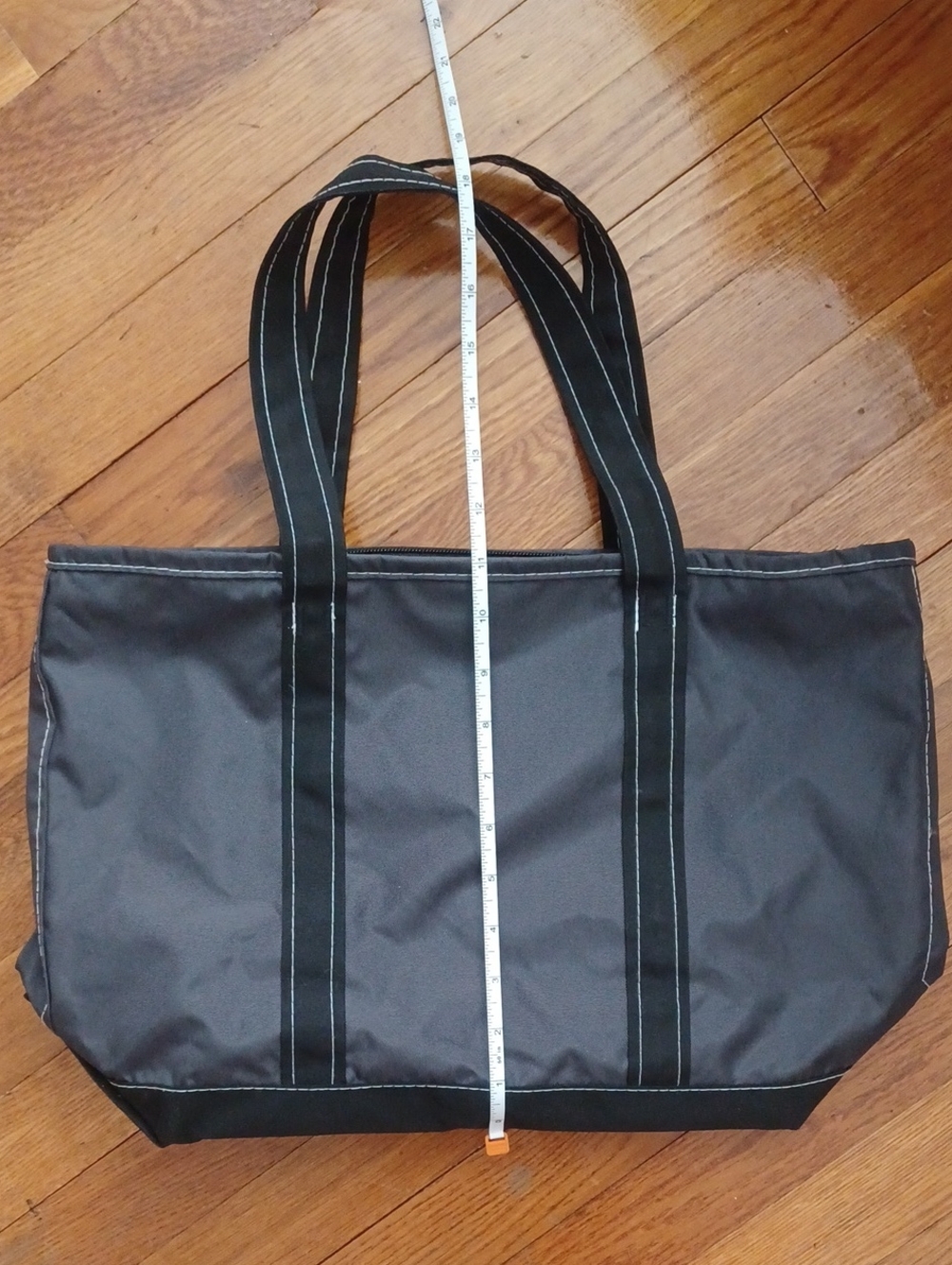L.L. Bean Tote Bag Lightweight Boat Tote Black And Gray Medium Tote Bag W/ Zip - Picture 10 of 16